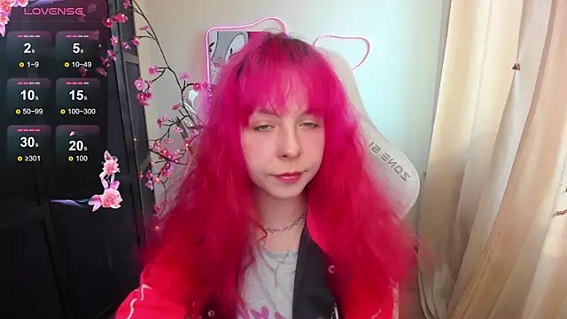 InfernoKitten online show from 04.17.26