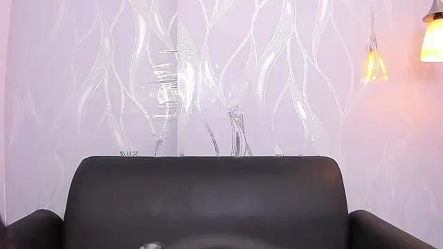 Samantha Lopez  online show from 08.04.26
