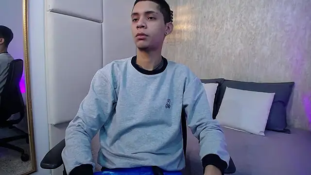 Axel marcus online show from 04.14.26