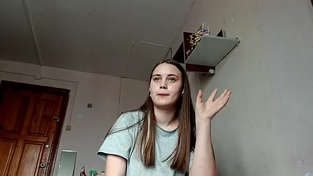 RoxanneStuard online show from 04.17.26