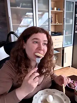 AmeliFoxi online show from 04.15.26