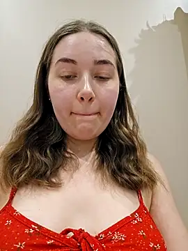 Doris2222 online show from 04.18.26