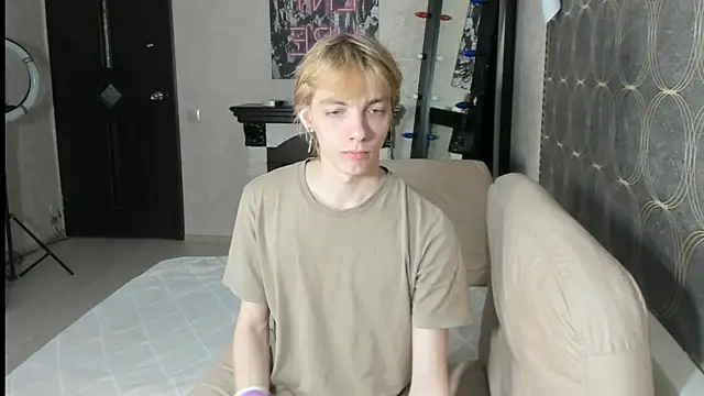 cute grecha online show from 04.27.26