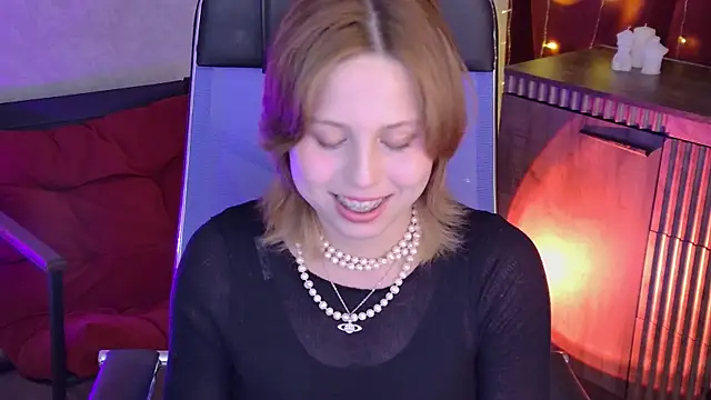 VivienneHebert online show from 06.26.26