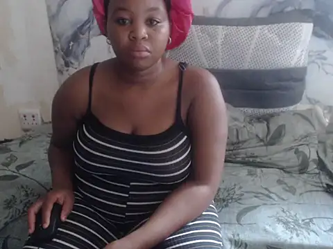 Lillypearl online show from 04.14.26