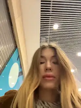 Risky Mia69 online show from 04.16.26