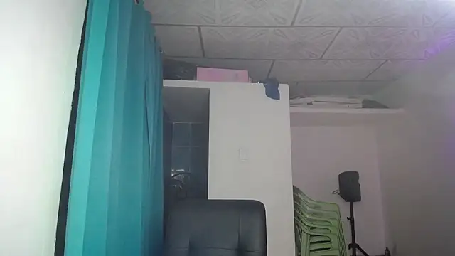 daira2006 online show from 04.14.26