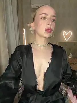 AlisaPearl online show from 06.25.26