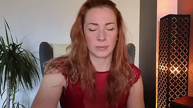 Sharon Red online show from 10.21.25