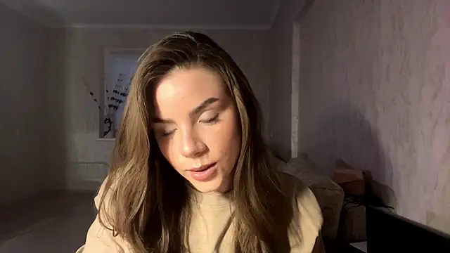 LeishaRocher online show from 04.18.26