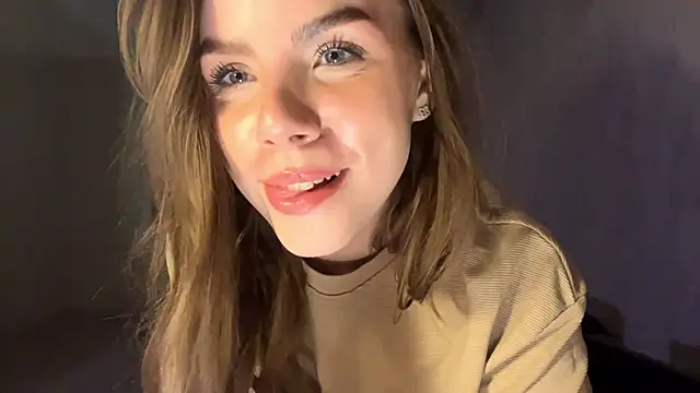 LeishaRocher online show from 04.18.26