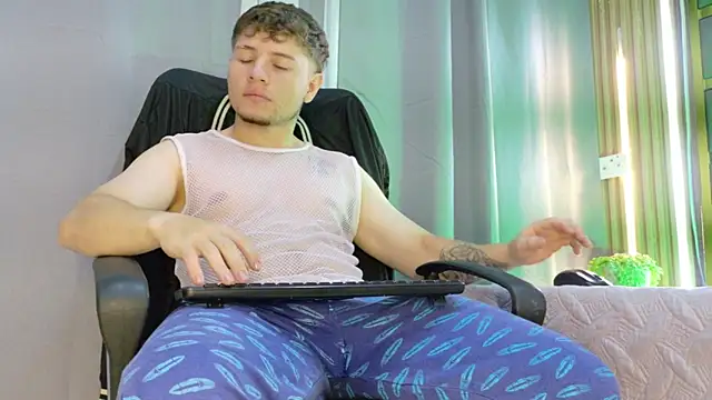 Leo Miller  online show from 04.27.26