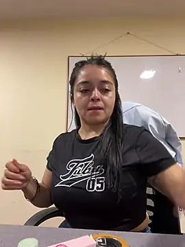 Selene  Ferrer online show from 04.15.26