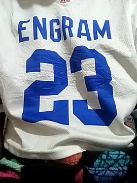 Beverlyswees online show from 04.15.26