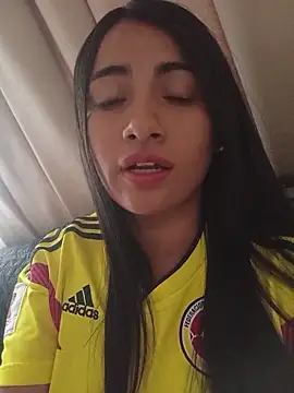 DaniellaGiraldo online show from 06.17.26