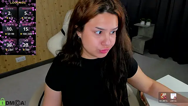 nicolewoss online show from 07.10.26
