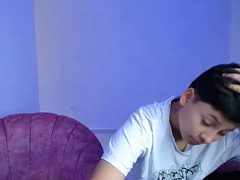 Snapshot of girlssextwo chatting on 04.16.26 girlssextwo online show from 04.16.26