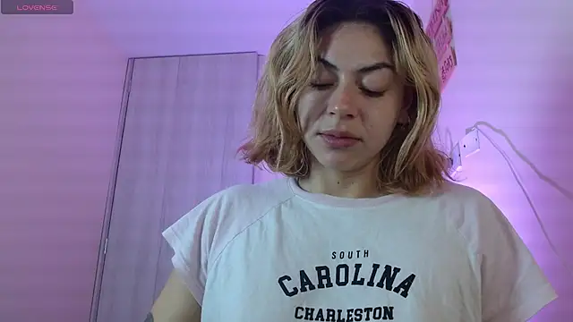aprildumont online show from 07.18.26