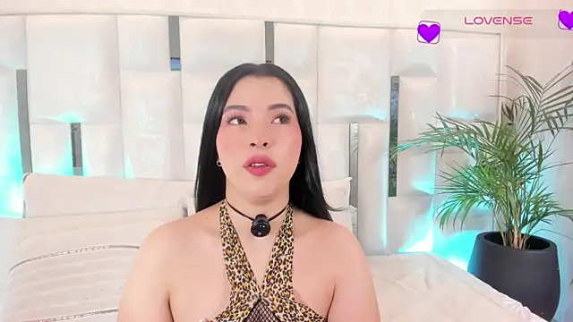 imnikaa  online show from 07.11.26