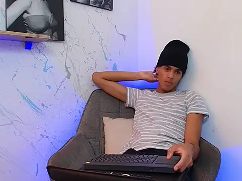 Gabriiel maddox online show from 04.15.26