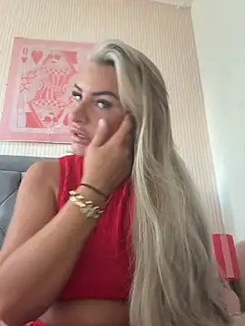 Naughtyhousewife x online show from 07.02.26