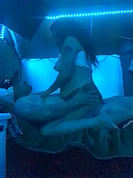 Blackwidow96 online show from 04.16.26