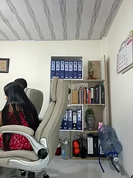 Sara fun online show from 03.05.25