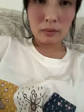 Snapshot of Faye-baby chatting on 08.03.26 Faye-baby online show from 08.03.26