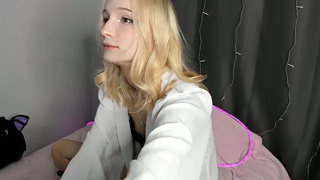 SophiaDarsly online show from 05.01.26