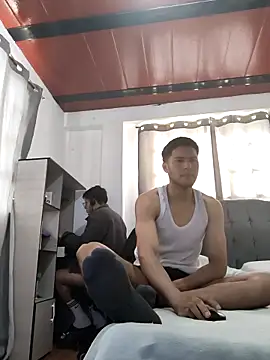 Ereth Lewy online show from 04.28.26