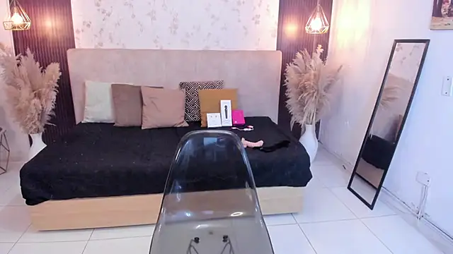 emy  ly online show from 05.02.26