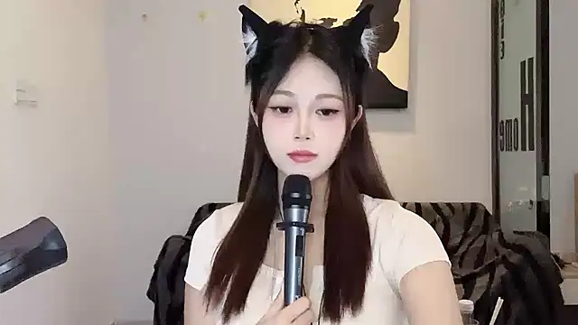 KiKi-011 online show from 06.11.26