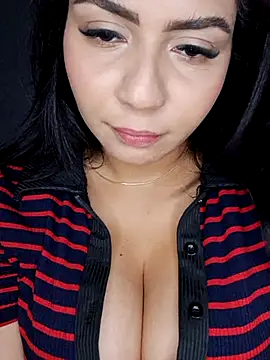 LucyWild8 online show from 07.05.26