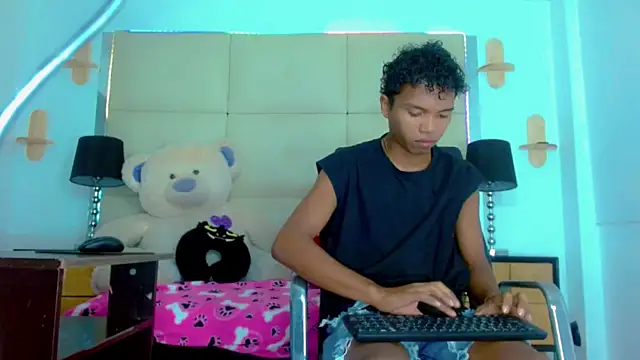 Chris Hott online show from 05.01.26