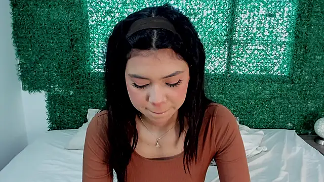 Nathy Pelaez online show from 06.20.26