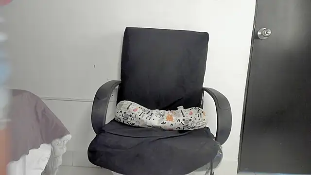 lolabunnysc online show from 05.18.26