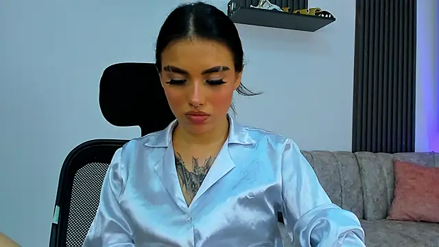 isabella hv online show from 07.14.26