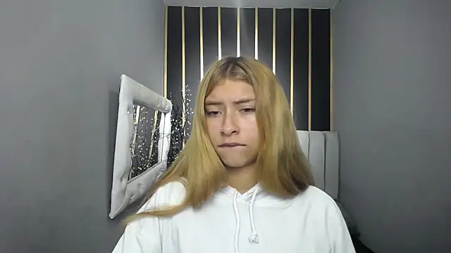 Snapshot of nancy_blonde chatting on 05.05.26 nancy blonde online show from 05.05.26