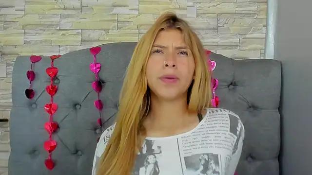 Snapshot of nancy_blonde chatting on 05.07.26 nancy blonde online show from 05.07.26