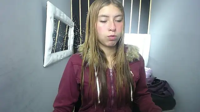 Snapshot of nancy_blonde chatting on 06.16.26 nancy blonde online show from 06.16.26