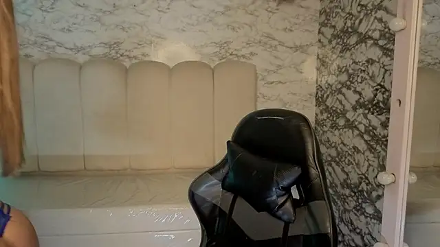 Steffany v online show from 04.22.26