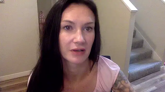 missvixenn online show from 04.18.26