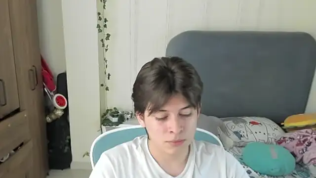 Snapshot of Felixzyn chatting on 07.22.26 Felixzyn online show from 07.22.26