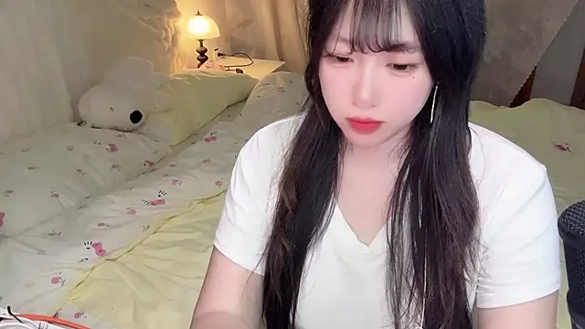 Snapshot of SweetButWildbaby chatting on 05.11.26 SweetButWildbaby online show from 05.11.26
