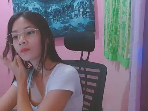 Sweetsexylady19 online show from 06.06.26
