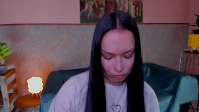 EvaLeila online show from 04.30.26