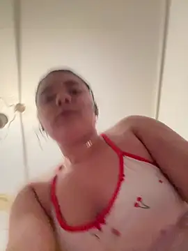 kitty cutess online show from 05.07.26