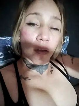 VickyBonnety online show from 04.25.26