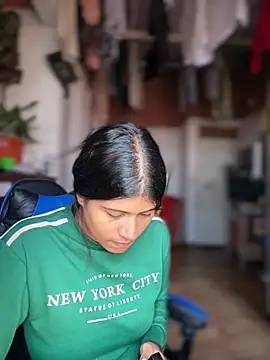 ElahiaMarquez online show from 04.27.26