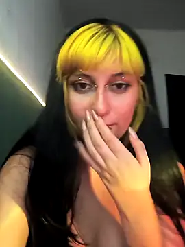 Lola bunnyboll online show from 04.19.26